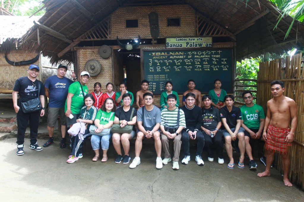 Faculty and staff community activity